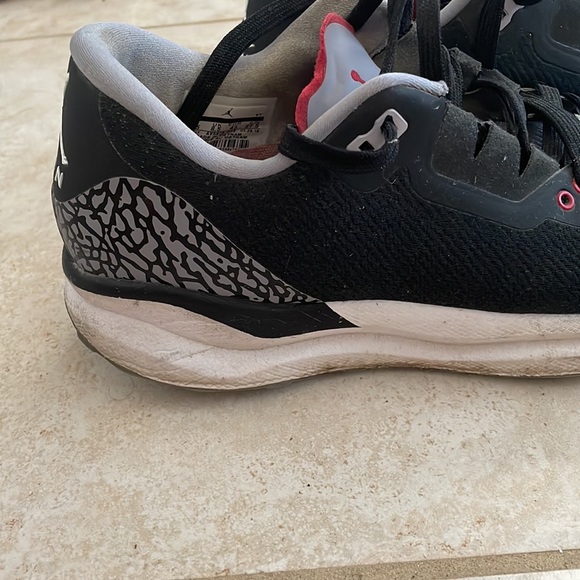 Jordan Retro 3 cement black - Picture 2 of 6